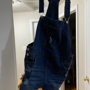 Overall shorts never worn!